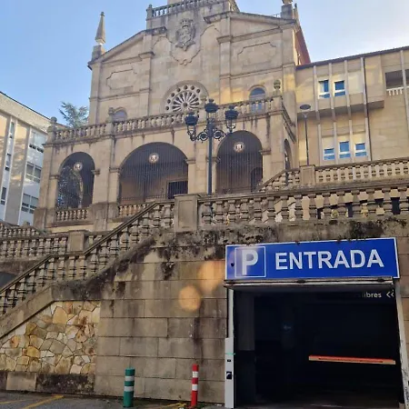 Con Terraza, Plaza America 公寓