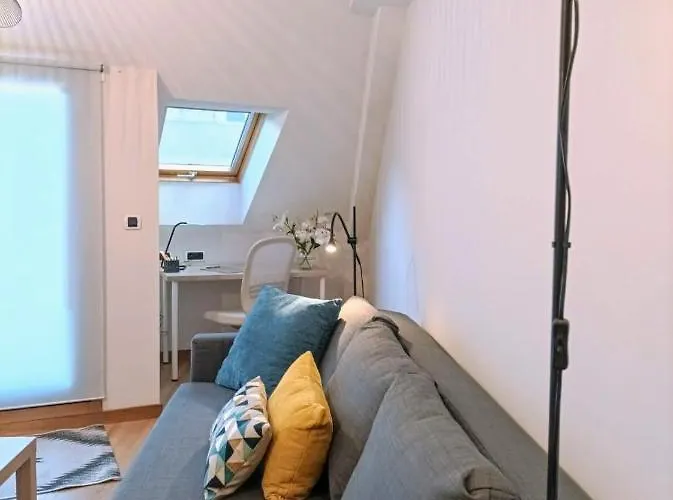 Con Terraza, Plaza America Vigo