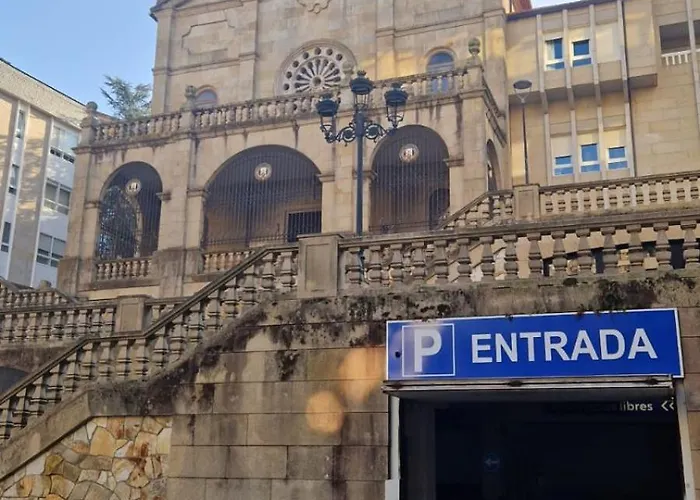 Con Terraza, Plaza America Apartman